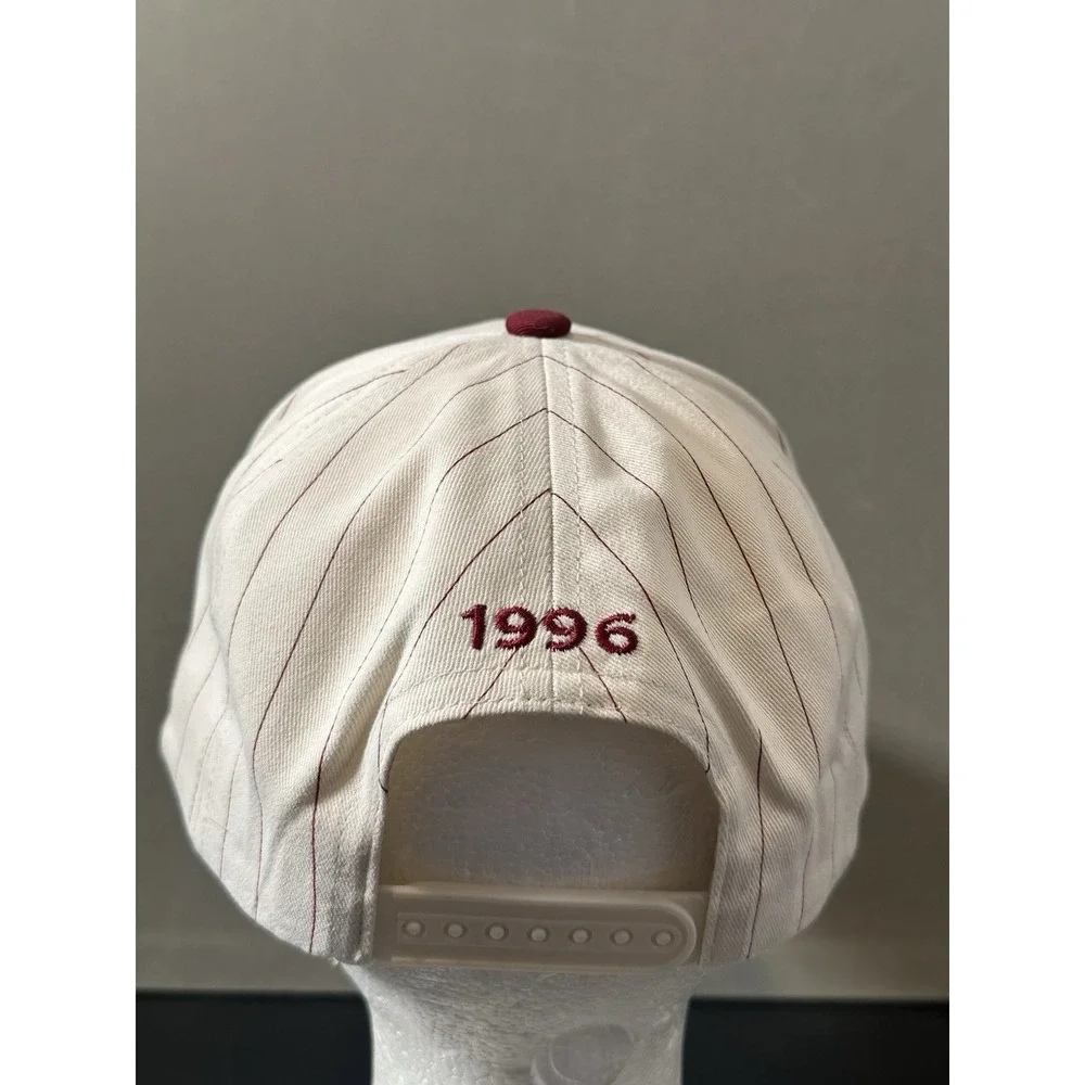 Vintage 1996 Pin Stripe‎ Four Peak SnapBack Hat